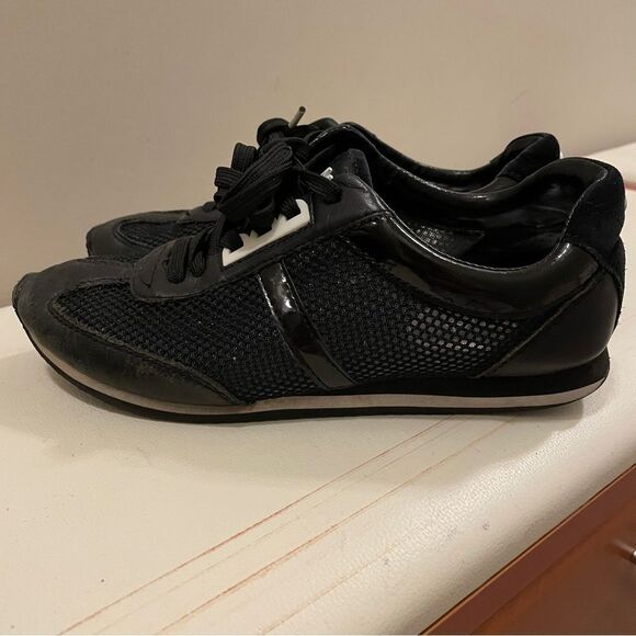 Michael Kors Maggie Trainer Sneakers Black Leather and Mesh - Picture 5 of 11